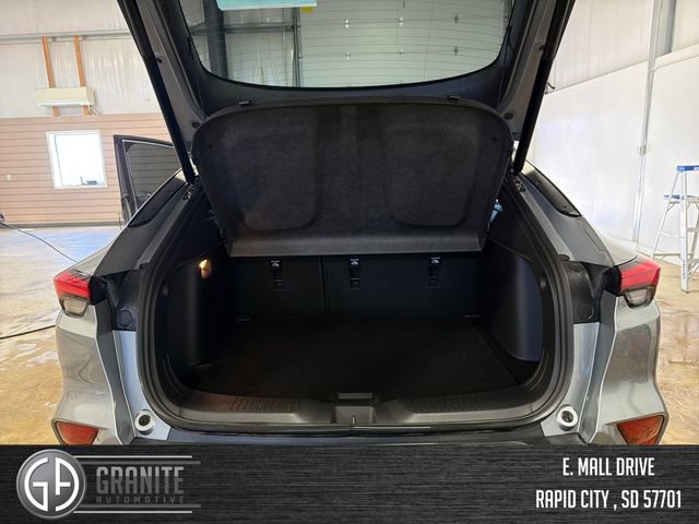 Used 2025 Buick Envista Preferred w/ Convenience I Package image 22