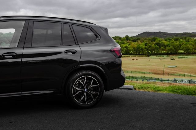 Used 2023 BMW X3 xDrive30i w/ M Sport Package AWD/4WD image 12