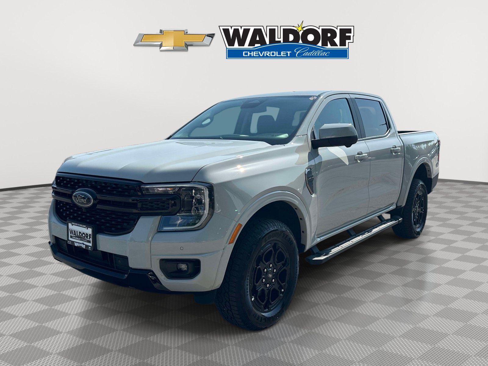 Used 2026 Ford Ranger Lariat w/ FX4 Off-Road Package AWD/4WD image 3