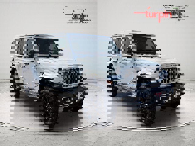 Used 2025 Jeep Wrangler Sahara 4xe image 7