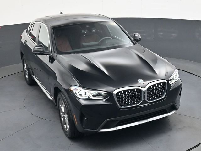 Used 2023 BMW X4 xDrive30i w/ Premium Package image 29