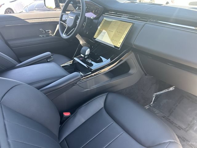 New 2026 Land Rover Range Rover Sport Dynamic SE AWD/4WD image 10