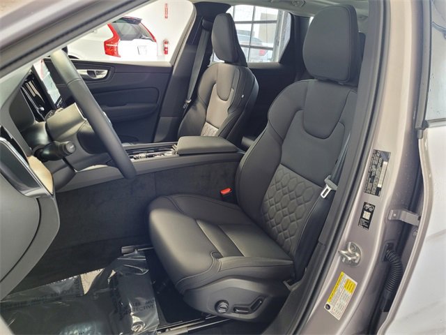 New 2026 Volvo XC60 B5 Plus w/ Protection Package Premier image 4
