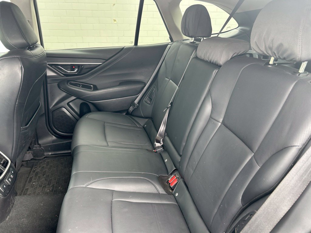 Used 2022 Subaru Outback Limited AWD/4WD image 9