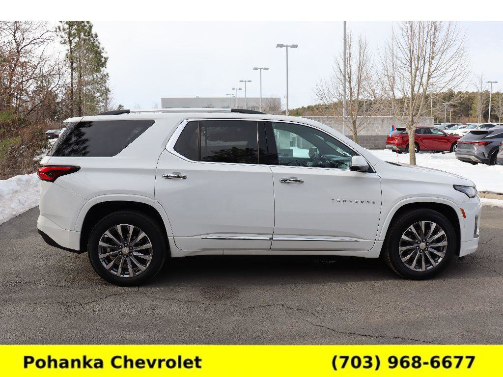 Used 2023 Chevrolet Traverse Premier image 8