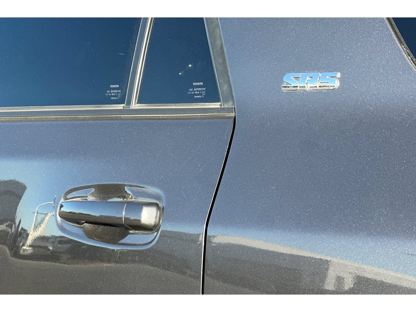Used 2022 Toyota 4Runner SR5 Premium w/ Moonroof Package RWD image 33