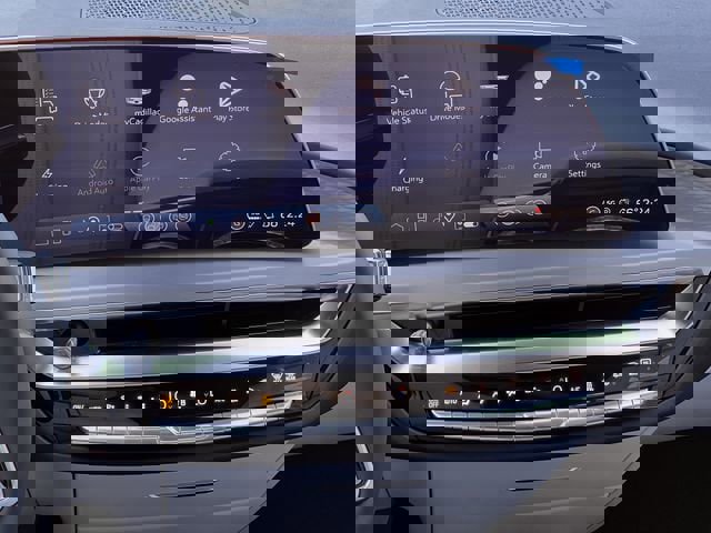 New 2026 Cadillac Lyriq Luxury image 15