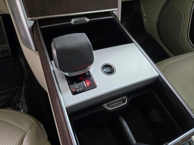 Used 2024 Land Rover Range Rover SE image 37