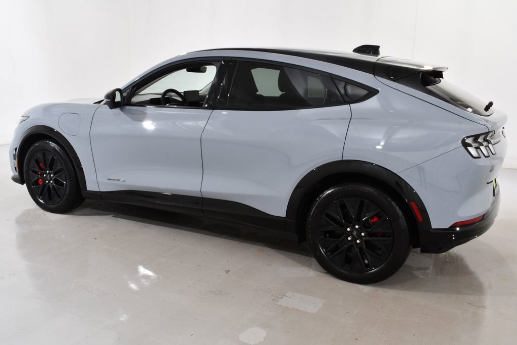 Used 2025 Ford Mustang Mach-E Premium w/ Sport Appearance Package image 15