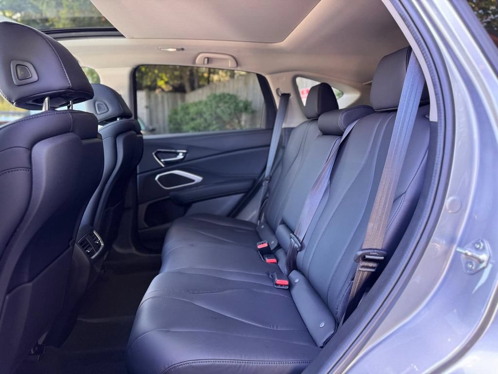 Used 2024 Acura RDX SH-AWD image 23