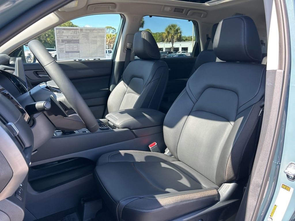 New 2026 Nissan Pathfinder SL w/ SL Premium Package image 21