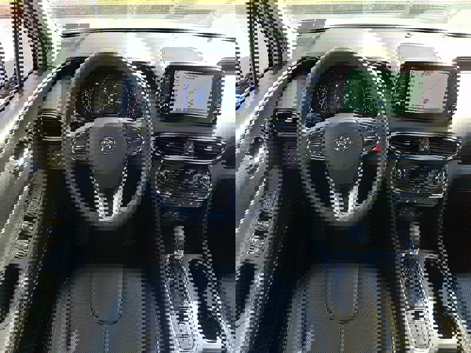 Used 2020 Hyundai Santa Fe Limited image 13