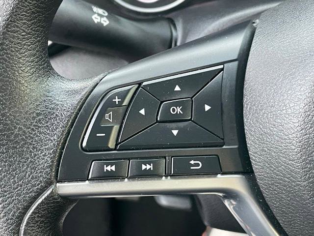 Used 2023 Nissan Sentra SV FWD image 14