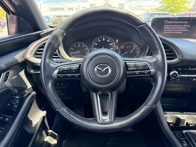 Certified 2024 MAZDA MAZDA3 Hatchback w/Premium Plus Pkg AWD/4WD image 17