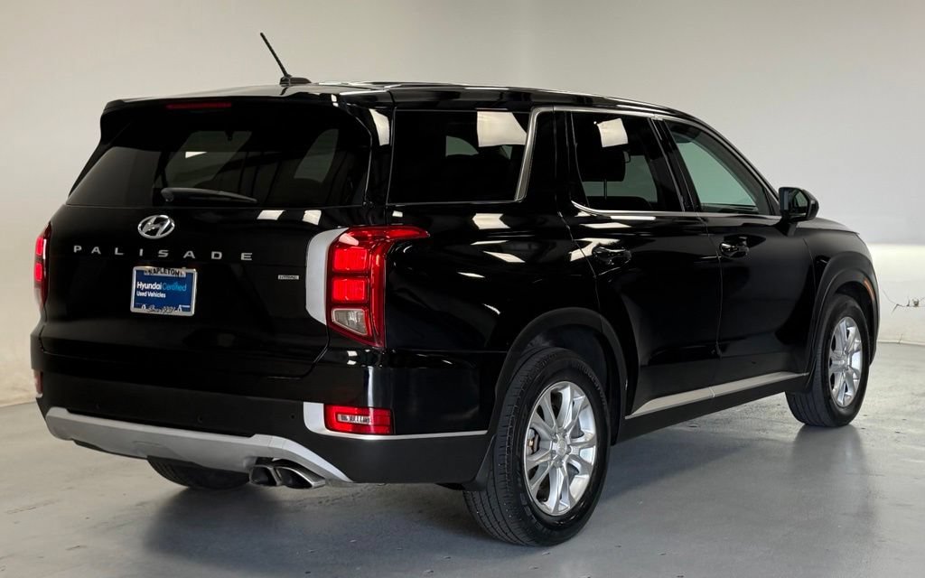 Used 2022 Hyundai Palisade SE w/ Cargo Package AWD/4WD image 3