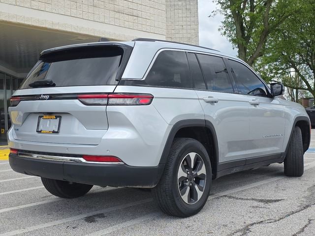Used 2023 Jeep Grand Cherokee 4WD 4xe image 17