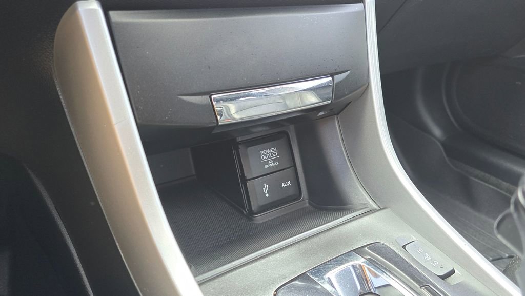 Used 2015 Honda Accord EX-L image 71