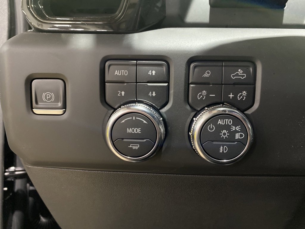 Used 2023 GMC Sierra 1500 AT4X w/ AT4X AEV Edition image 23