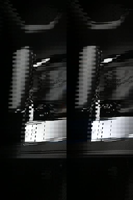 New 2026 Hyundai Elantra SE image 17