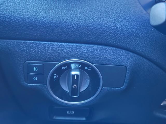 Used 2017 Mercedes-Benz GLA 250 image 17