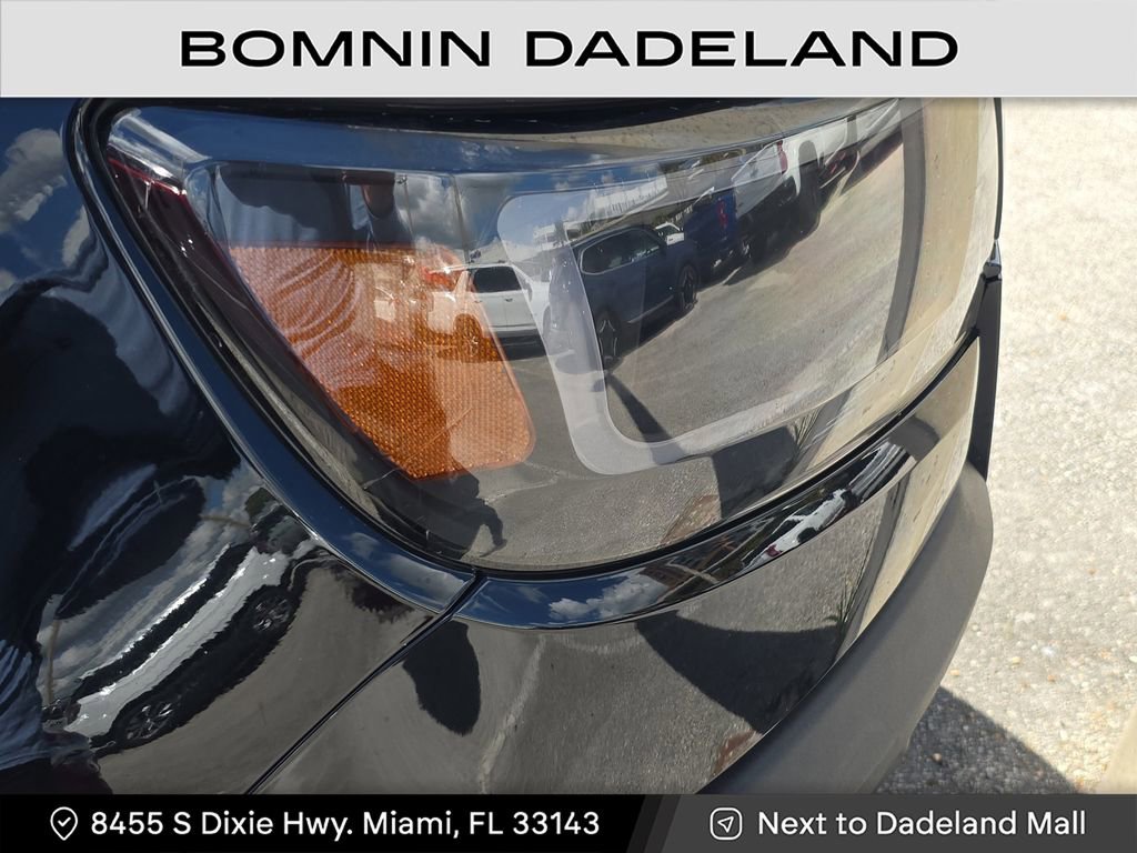 Used 2018 Chevrolet Colorado ZR2 image 14