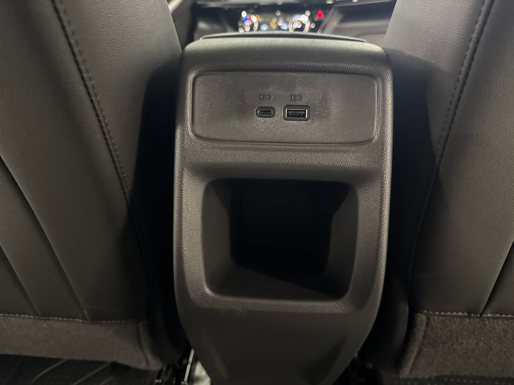 New 2026 Chevrolet Trax RS w/ Sunroof Package FWD image 42