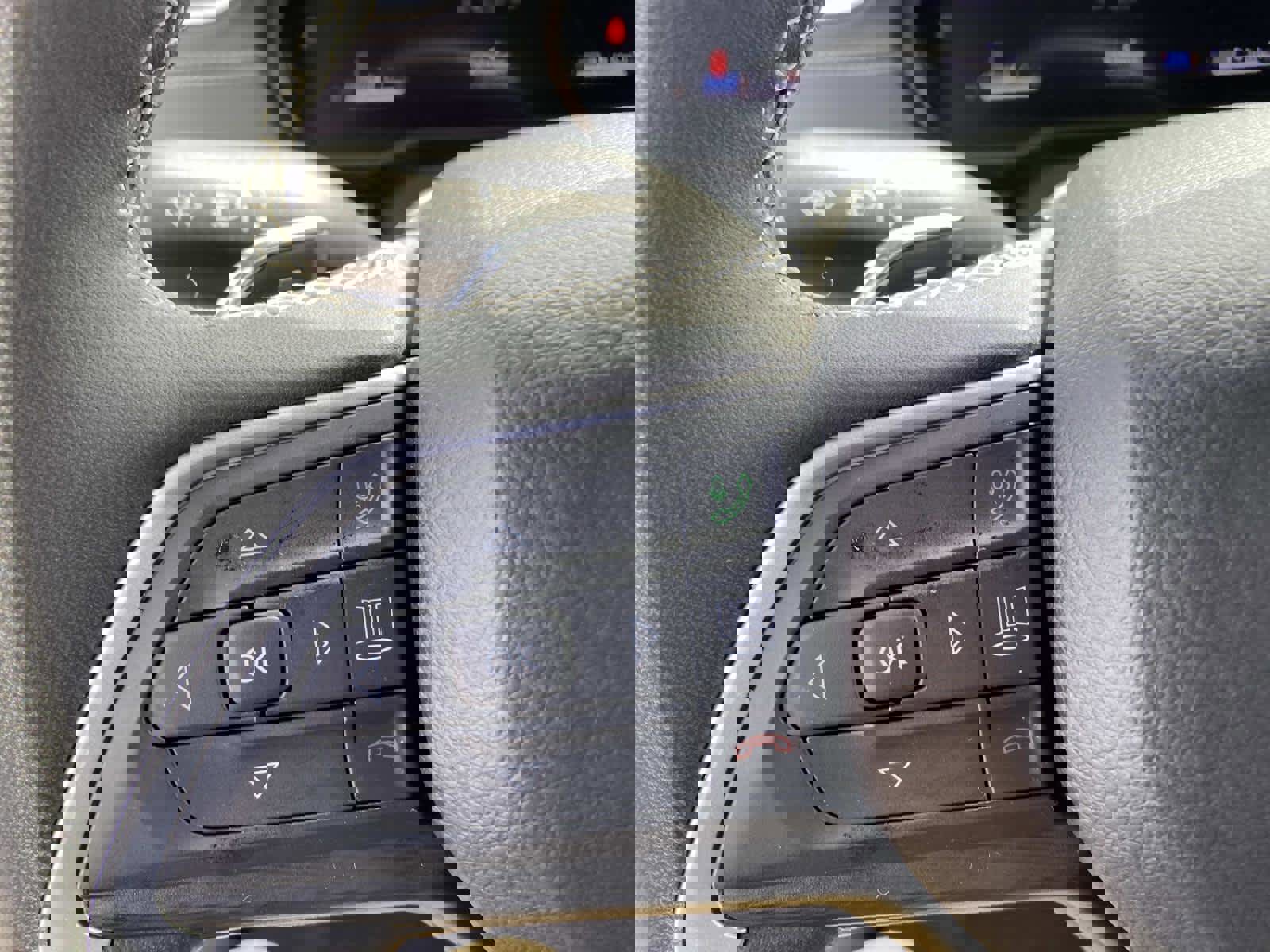 Certified 2024 Jeep Grand Cherokee Altitude image 17