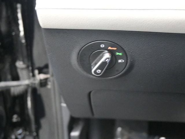 Used 2025 Volkswagen Taos S AWD/4WD image 20