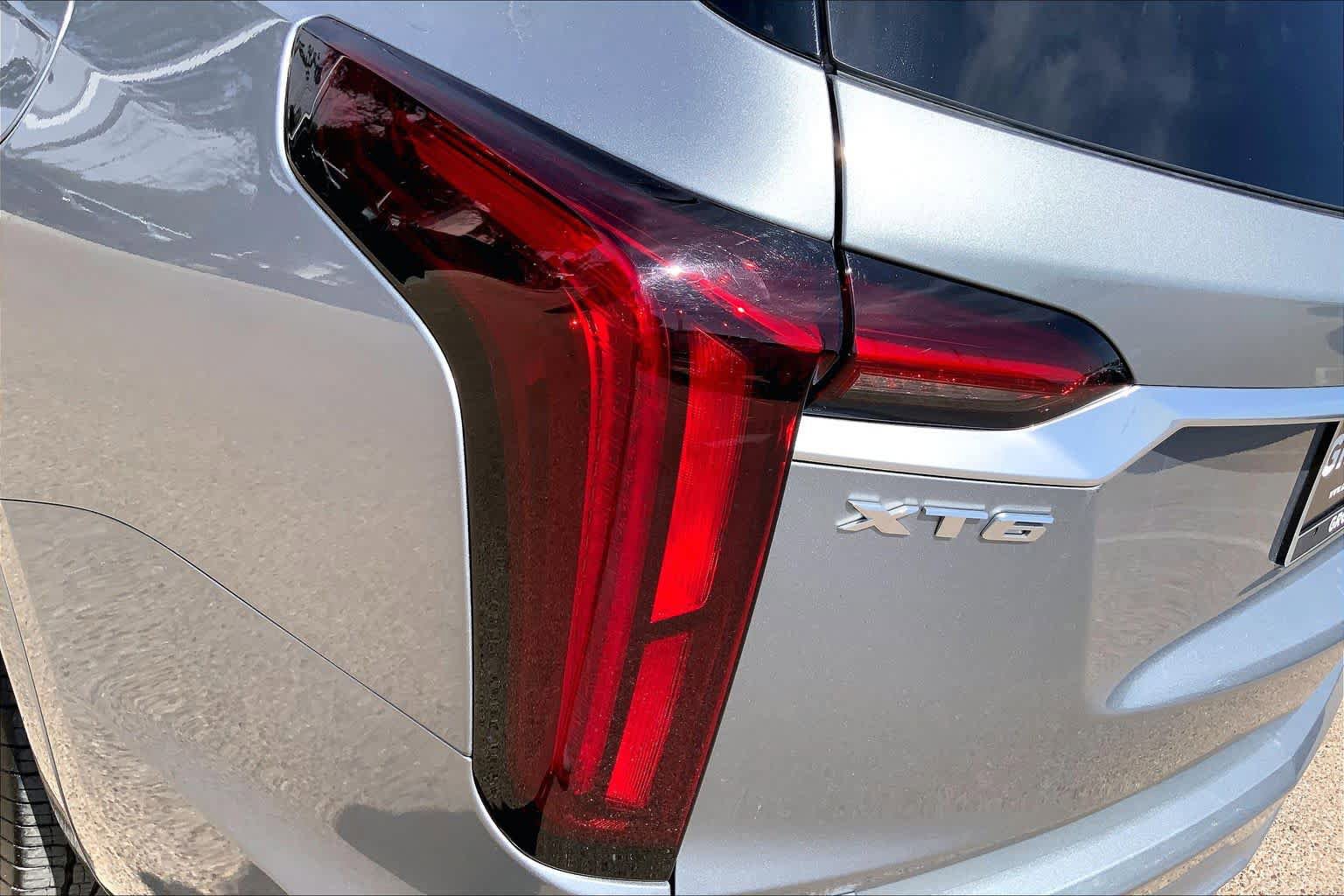 Used 2025 Cadillac XT6 Premium Luxury AWD/4WD image 29