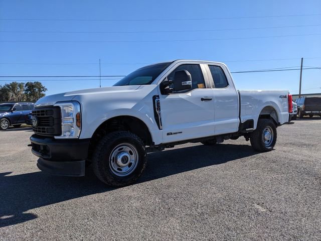 Used 2024 Ford F250 XL image 8
