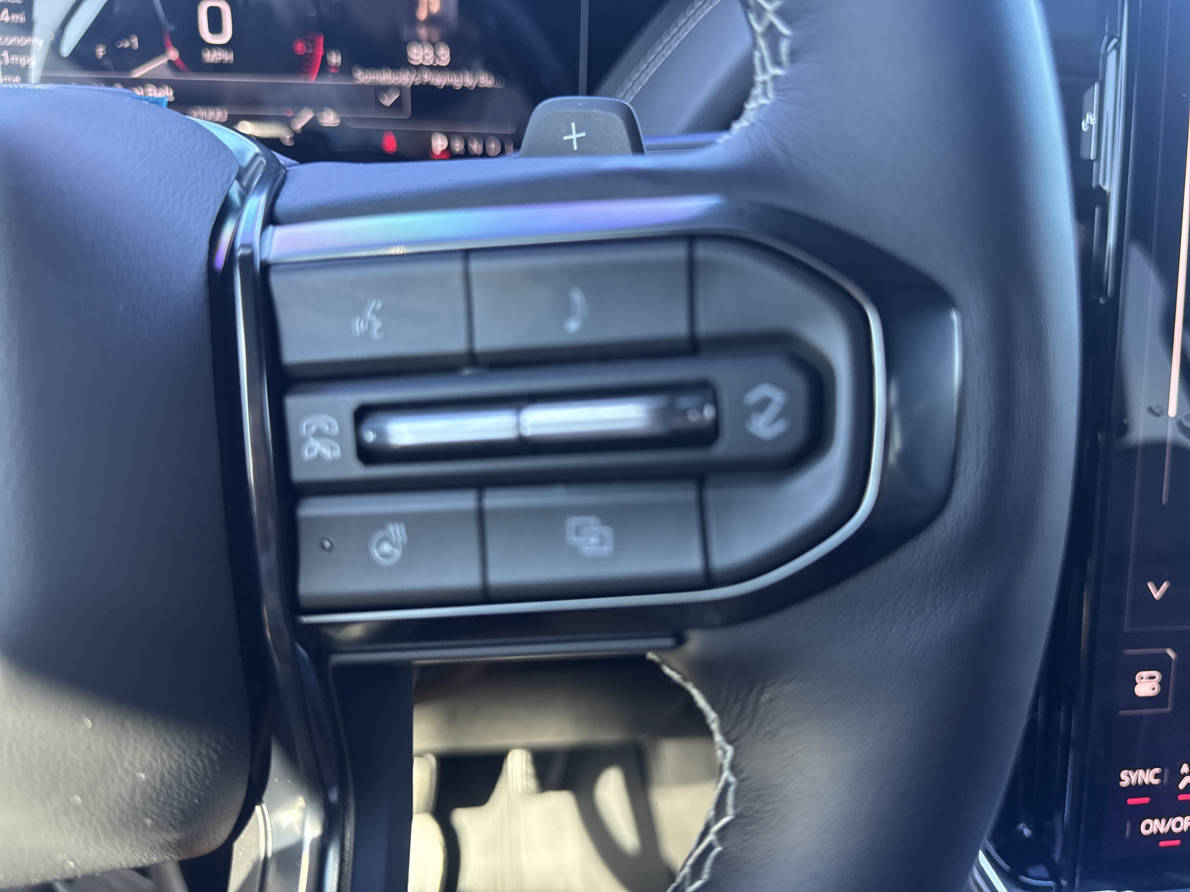 Certified 2026 GMC Yukon XL Denali Ultimate w/ LPO, Floor Liner Package AWD/4WD image 27