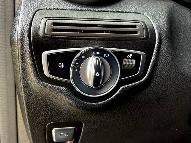 Certified 2022 Mercedes-Benz GLC 300 GLC 300 image 35