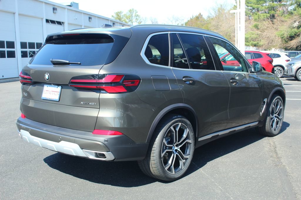 Used 2026 BMW X5 xDrive40i AWD/4WD image 9