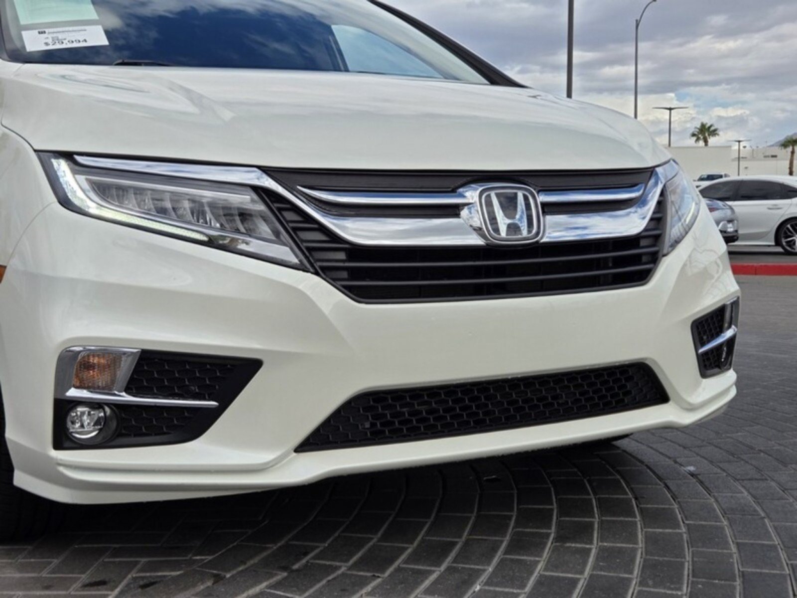 Used 2018 Honda Odyssey Touring image 9