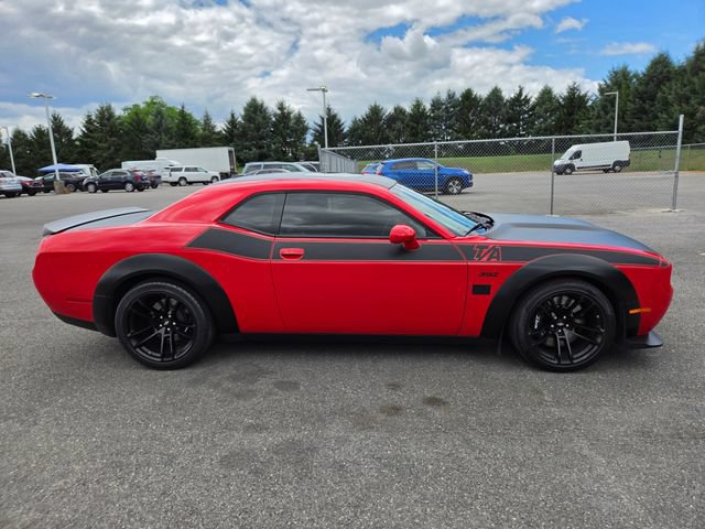 Used 2022 Dodge Challenger R/T Scat Pack RWD image 18
