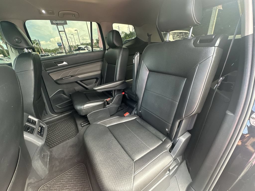 Used 2023 Volkswagen Atlas SEL R-Line AWD/4WD image 22