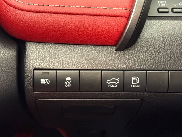 Used 2022 Toyota Camry XSE FWD image 36