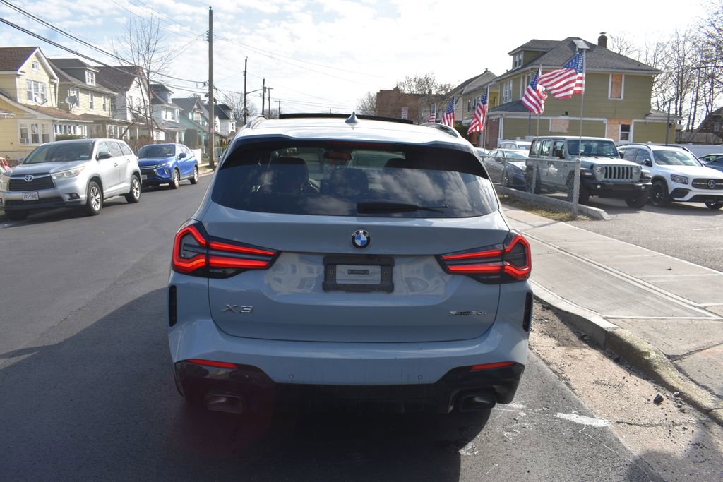 Used 2024 BMW X3 sDrive30i w/ Premium Package RWD image 5