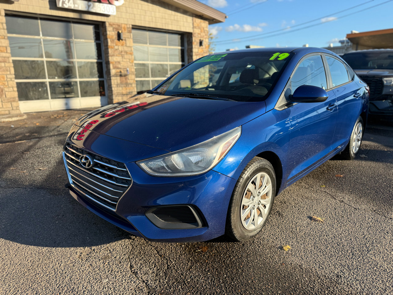 Used 2019 Hyundai Accent SE image 3