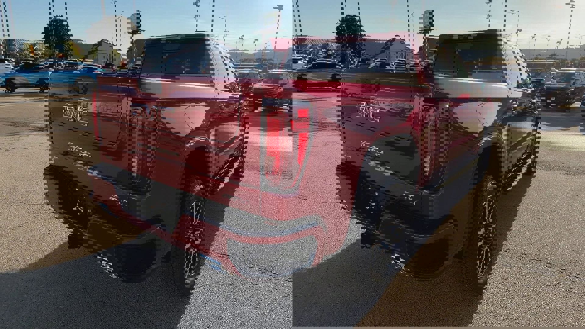 New 2026 GMC Sierra 1500 AT4 w/ AT4 Premium Package image 8