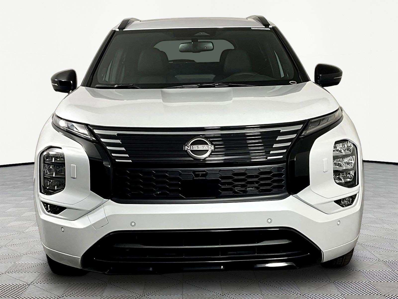 New 2026 Nissan Rogue Platinum AWD/4WD image 2