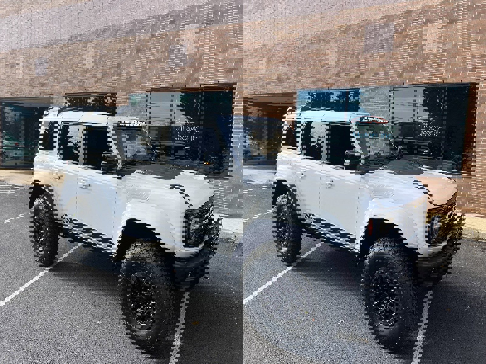 Used 2024 Ford Bronco Raptor w/ Interior Carbon Fiber Pack 6 image 28