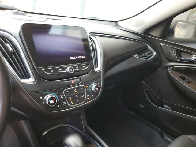 Used 2022 Chevrolet Malibu Premier image 27