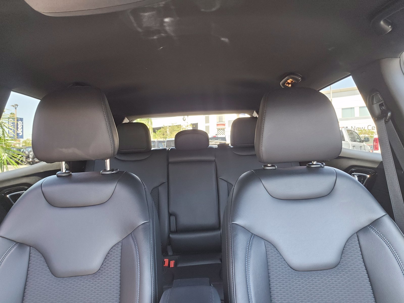 New 2026 Jeep Compass Latitude AWD/4WD image 30