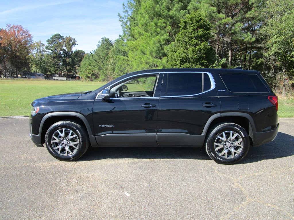 Used 2021 GMC Acadia SLE image 2