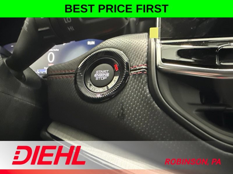 New 2026 Jeep Compass Trailhawk w/ Sun, Sound & Navigation Group AWD/4WD image 24