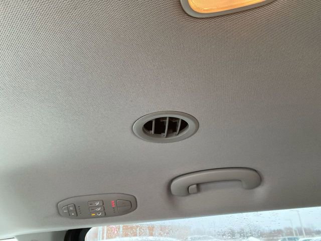 Used 2019 Kia Sedona LX image 19