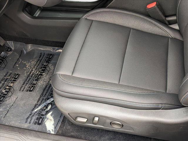 New 2025 Chevrolet Equinox EV LT image 4