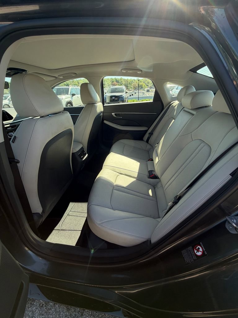 Certified 2023 Hyundai Sonata Limited FWD image 19