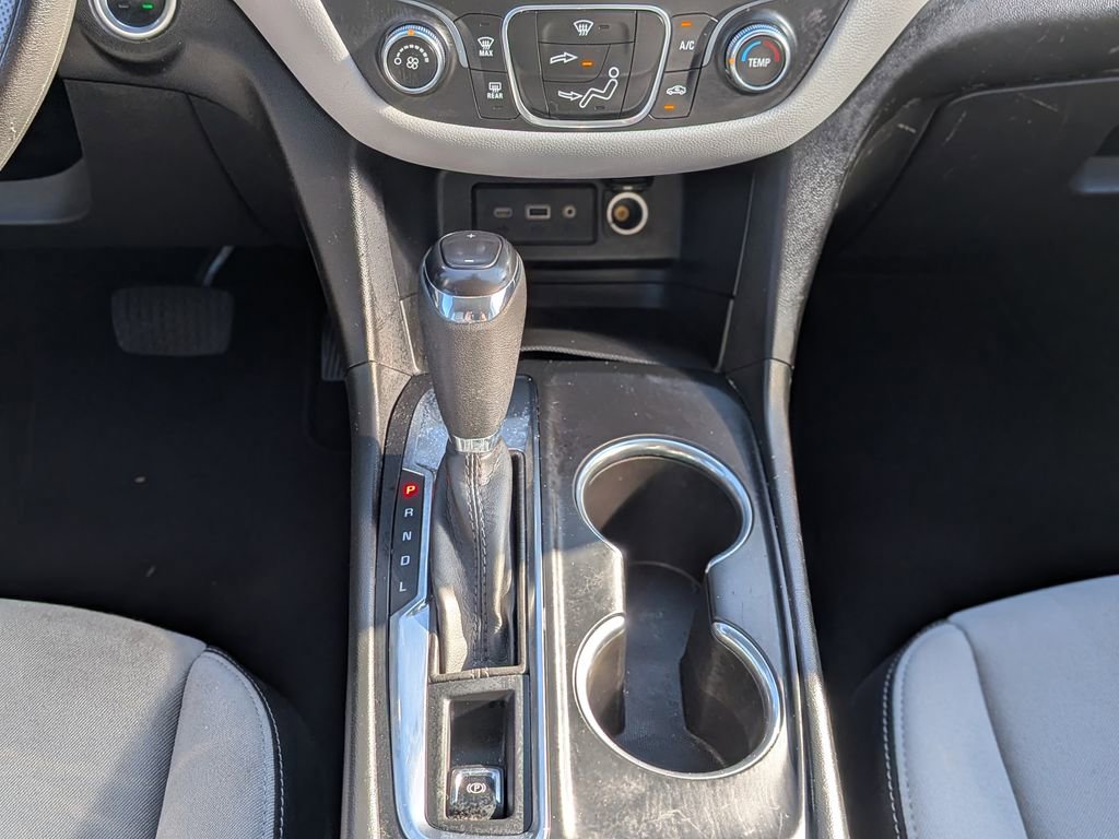 Used 2020 Chevrolet Equinox LS image 17